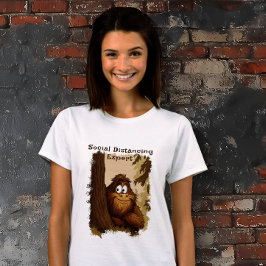 Camiseta Experto en Distanciamiento Social Sasquatch