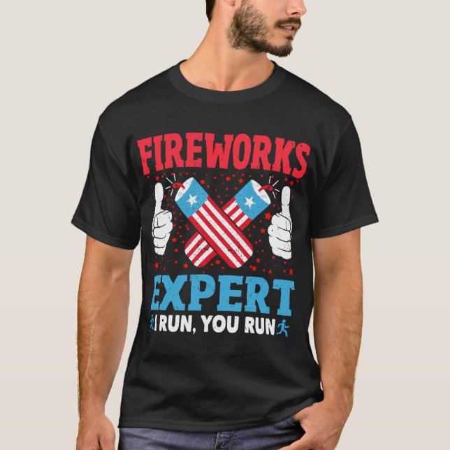 Camiseta Experto En Fuegos Artificiales Te Ejecuto Graciosa (Anverso)