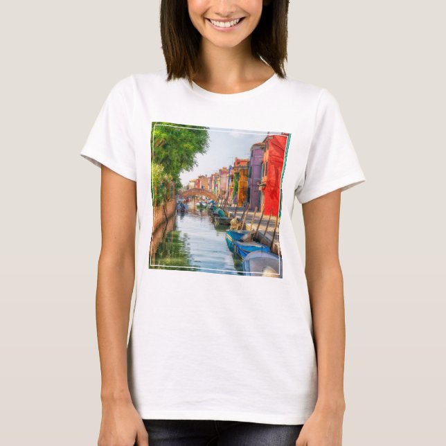 Camiseta Explora el Encanto Vibrante de Burano (Anverso)