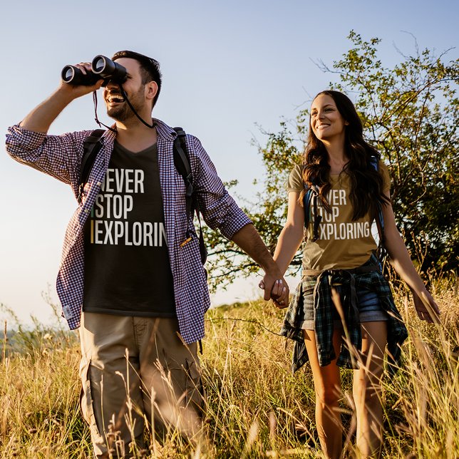 Camiseta Explorar el mundo juntos (Couples exploring the world together)