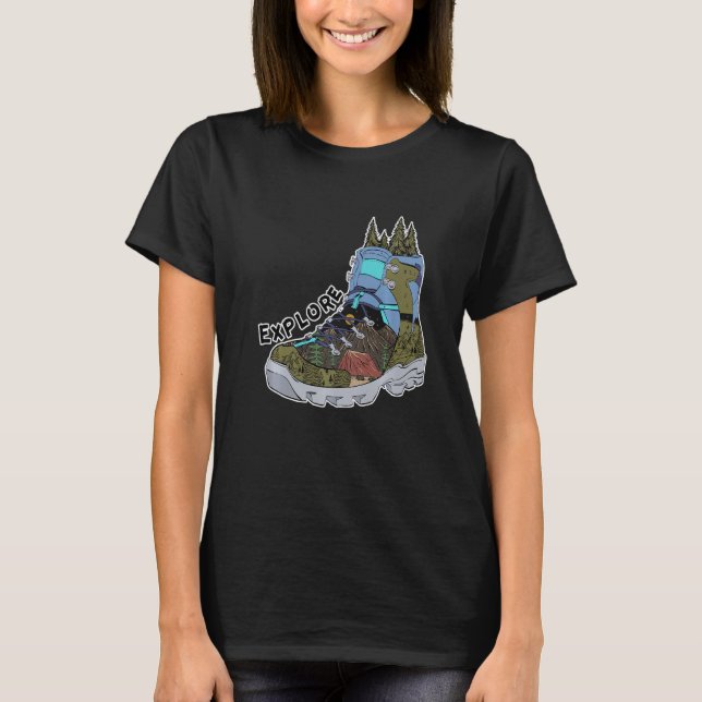 Camiseta Explore Hiking Boot Adventure Campfire Traveler Ca (Anverso)