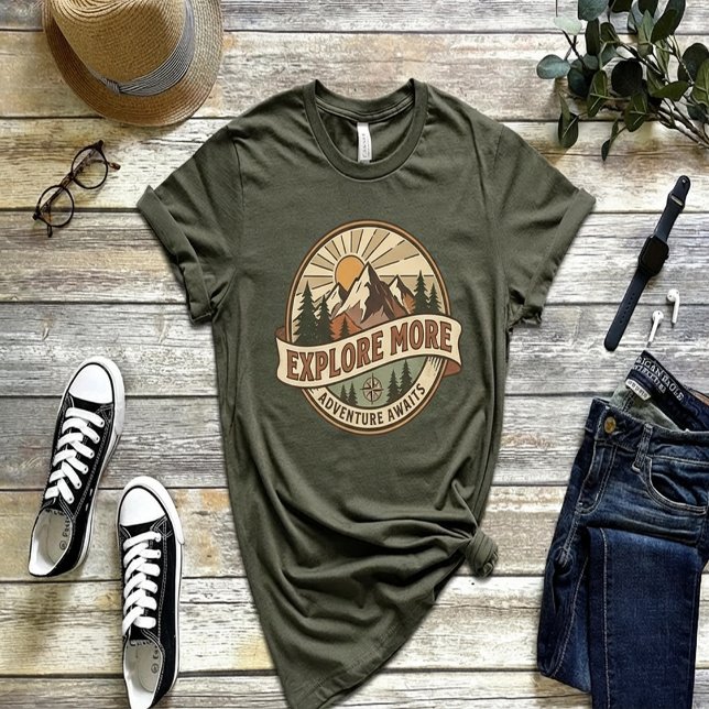 Camiseta EXPLORE MORE – Adventure Awaits | Retro Outdoor  (Subido por el creador)