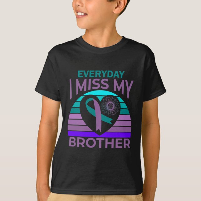 Camiseta Extraño A Mi Hermano Cinta De Corazón Sensibilizac (Anverso)
