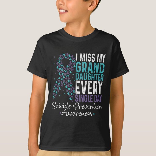 Camiseta Extraño A Mi Nieta Cada Día Suicidio P (Anverso)