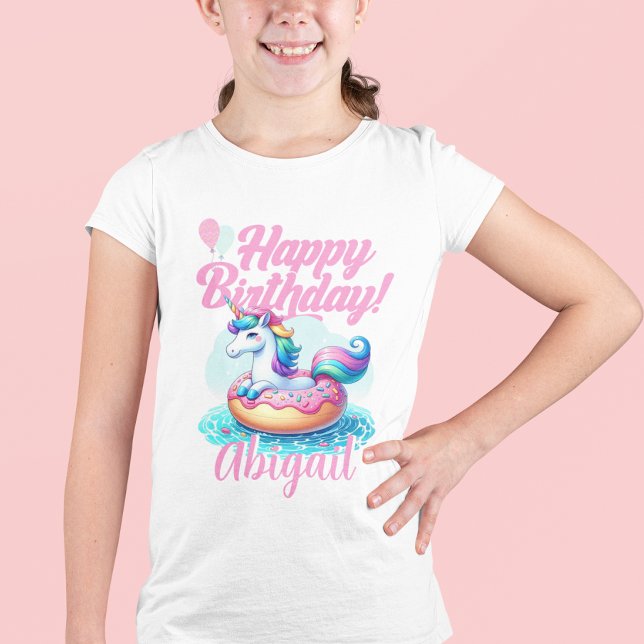 Camiseta Extravagante donut unicornio cubren Fiesta de pisc ( Girl wearing a "Happy Birthday" unicorn t-shirt.)