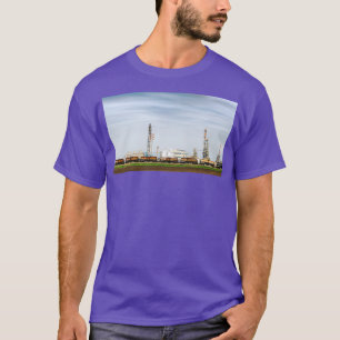Camiseta Fábrica de la industria pesada con tanques de tren