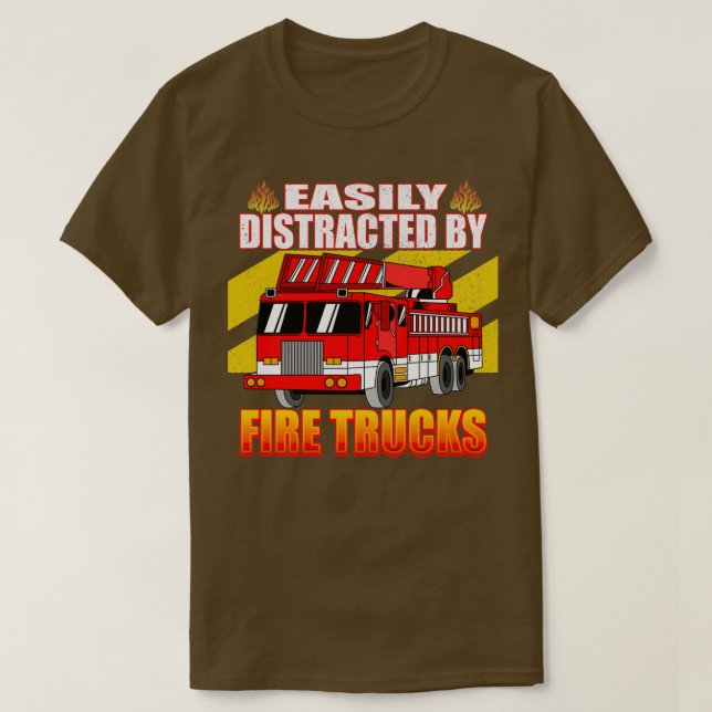 Camiseta Fácilmente distrado por camiones de bomberos (Diseño del anverso)