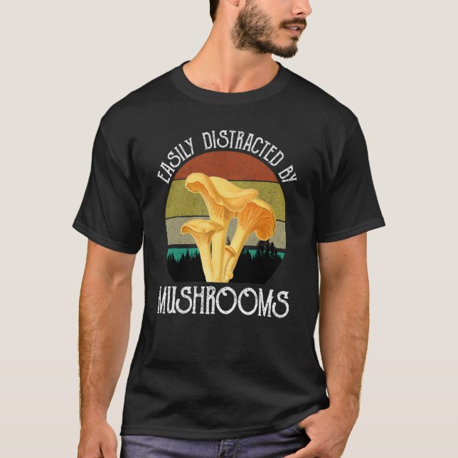 Camiseta Fácilmente Distrado Por Los Hongos Chanterelles Mu (Anverso)