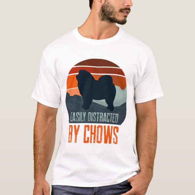 Camiseta Fácilmente Distraído Por Caminar Perros Chows (Anverso)