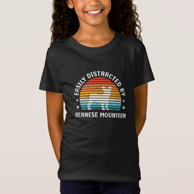Camiseta Fácilmente distraído por el perro Bernese Mountain (Anverso)