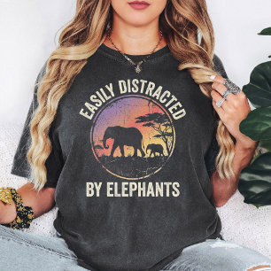 Camiseta Fácilmente Distraído Por Elefantes Divertido Atard