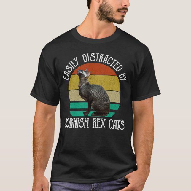 Camiseta Fácilmente Distraído Por Gatos Cornish Rex (Anverso)