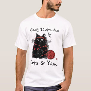 Camiseta Fácilmente distraído por gatos e hilados camiset