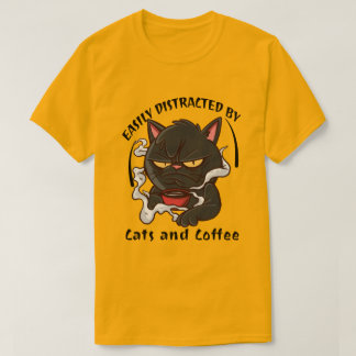 Camiseta Fácilmente Distraído Por Gatos Y Café Divertido Am