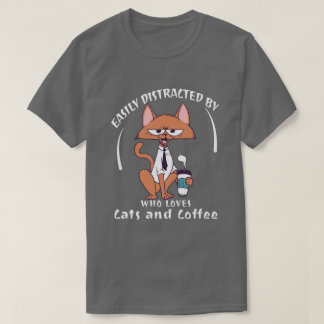 Camiseta Fácilmente Distraído Por Gatos Y Café Divertido Am