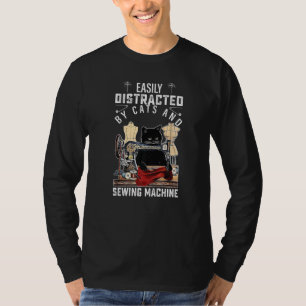Camiseta Fácilmente Distraído Por Gatos Y Caldera De Máquin