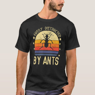 Camiseta Fácilmente Distraído Por Hormiga Vintage Angustiad