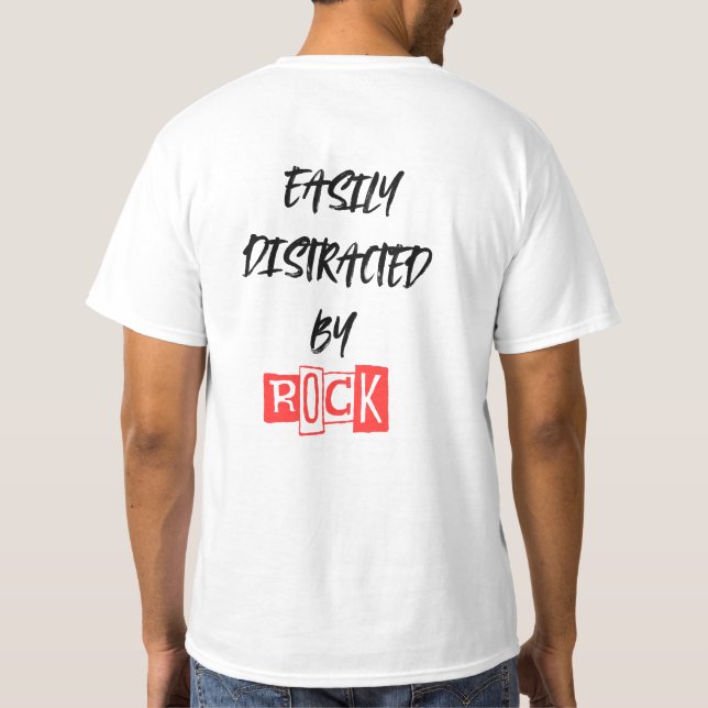 Camiseta fácilmente distraído por las rocas (Reverso)
