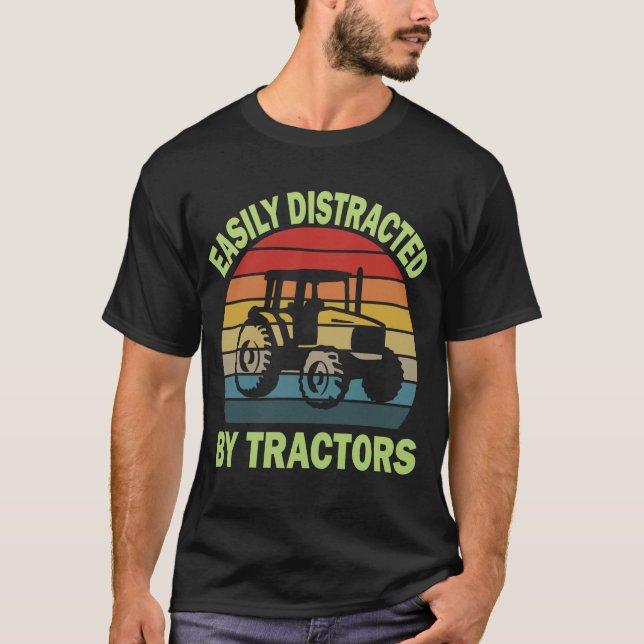 Camiseta fácilmente distraído por los tractores T-Shirt (Anverso)