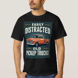 Camiseta Fácilmente Distraído por viejos camiones de recogi