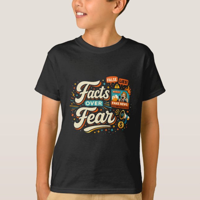 Camiseta Facts Over Fear (Anverso)
