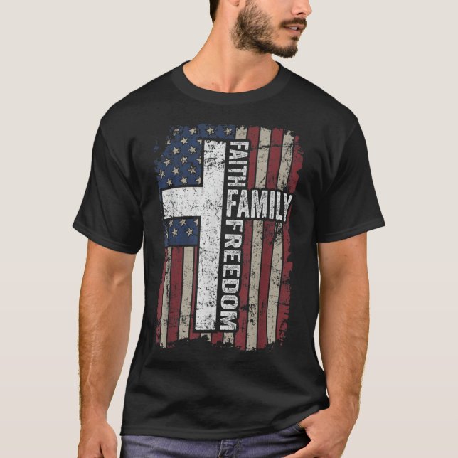 Camiseta Faith Family Freedom Patriotic Christian Vintage U (Anverso)
