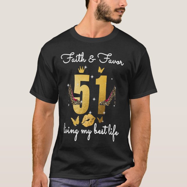 Camiseta Faith & Favor 51st High Heels Shoes Living My Best (Anverso)