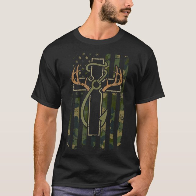 Camiseta Faith Fishing Hunting Camo Us Flag Cross With Hook (Anverso)