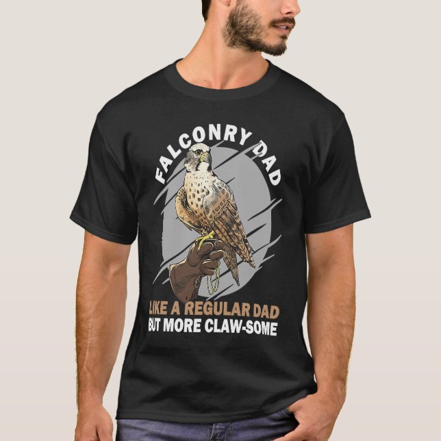 Camiseta Falconry Dad Like A Regular Dad Falcon (Anverso)