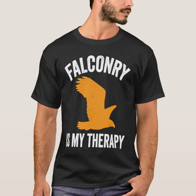 Camiseta Falconry Is My Therapiy Falconer (Anverso)