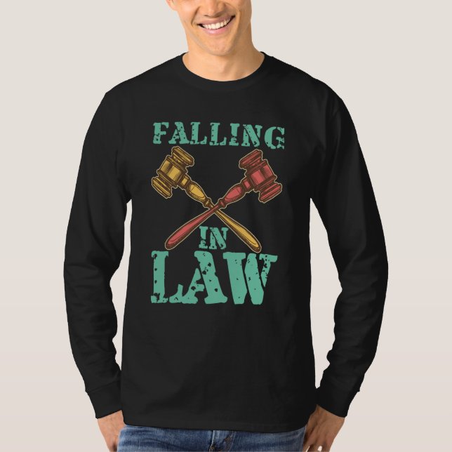 Camiseta Falling In Law for Aspiring Lawyers and Law Studen (Anverso)