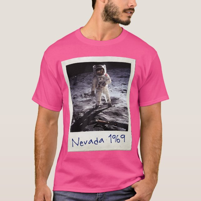 Camiseta Falsa teoría de la conspiración de aterrizaje de l (Anverso)