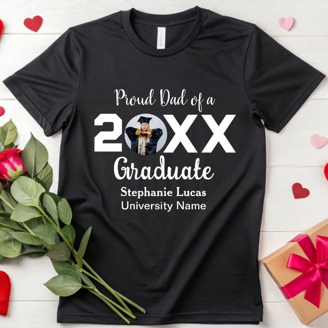 Camiseta Familia de graduados de grado 2025 con orgullo per (Subido por el creador)
