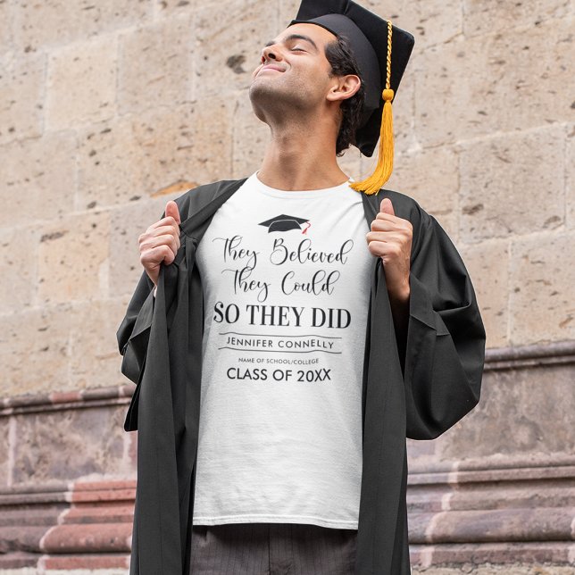 Camiseta Familia de la licenciatura (Subido por el creador)