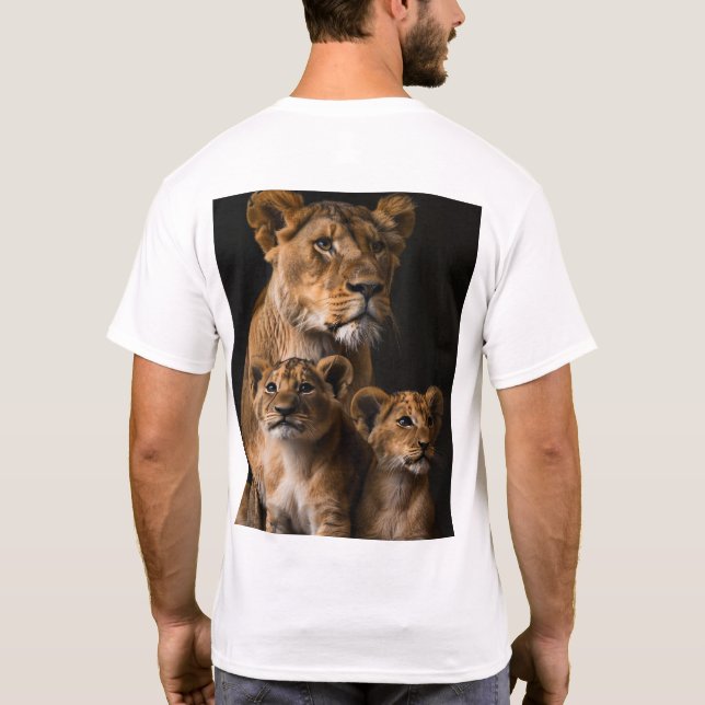 Camiseta Familia de Leones - Cubo de León y Leona T-Sh (Reverso)