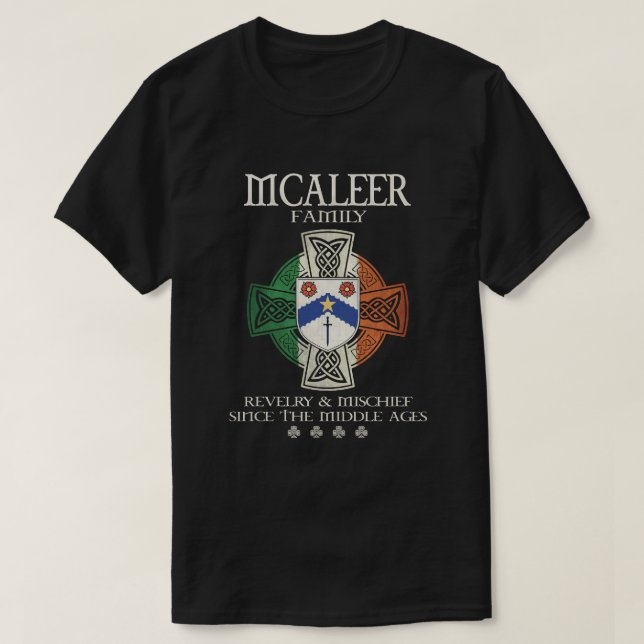 Camiseta Familia McAleer brazo Irlanda Cruz celta irlandesa (Diseño del anverso)
