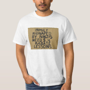 Camiseta Familia secuestrada por ninjas necesita clases de
