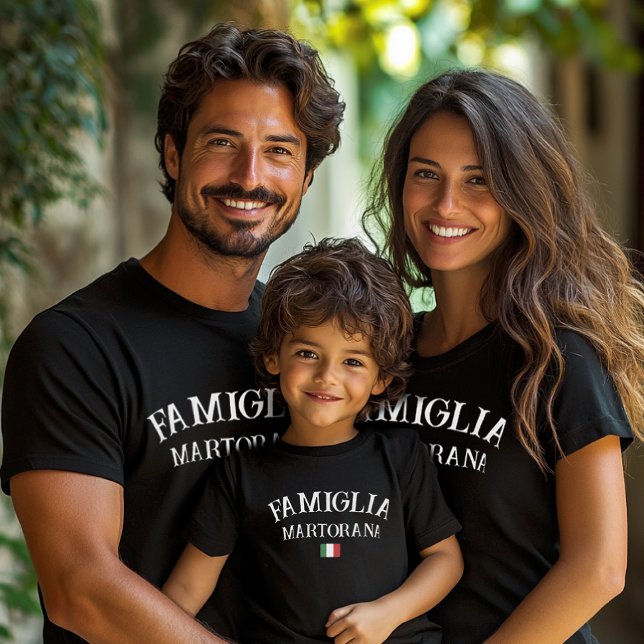 Camiseta Familias Italianas Reunión Personalizada Negra (Italian Family Reunion T-shirt
Famiglia Custom Name Tees)