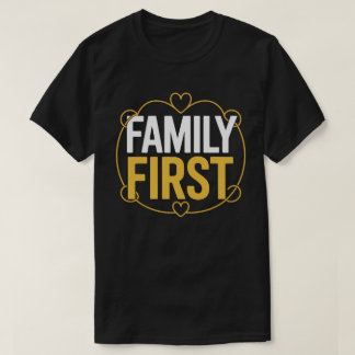 Camiseta Family First Classic Typography Tee