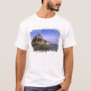Camiseta Famosa fortaleza de la isla Le Mont St Michel en