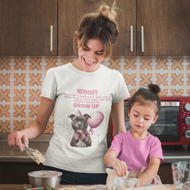Camiseta Famosa hermana de cumpleaños de perro personalizad (cute sister personalized dog boxer happy birthday balloon party hat confetti funny quote)