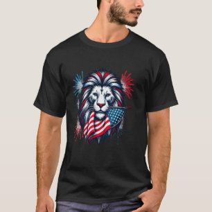 Camiseta Famoso león patriótico 4 de julio Día de la Indepe