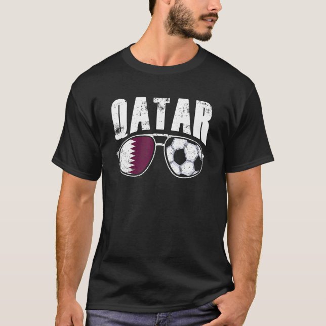 Camiseta Fanático de bandera de Qatar gafas de sol hinchas  (Anverso)