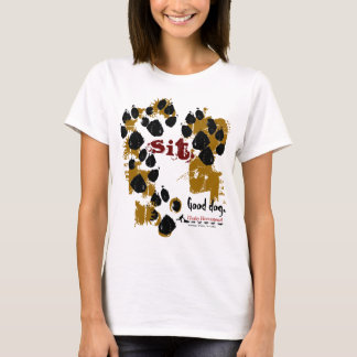 Camiseta fangosa de las patas