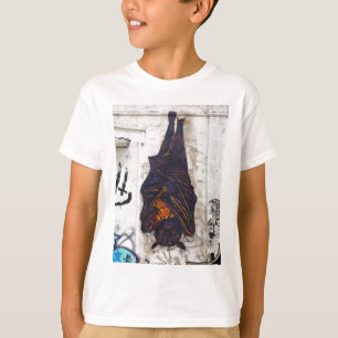 Camiseta Fantasía mural del zorro de vuelo del arte de la