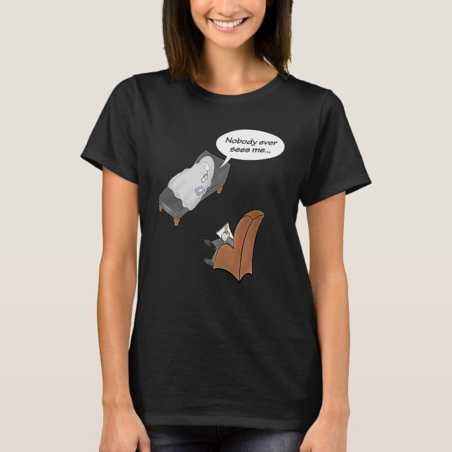 Camiseta Fantasma de terapeuta divertida en sofá hal (Anverso)