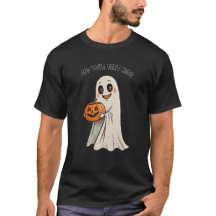 Fantasma espeluznante de Halloween con calabaza