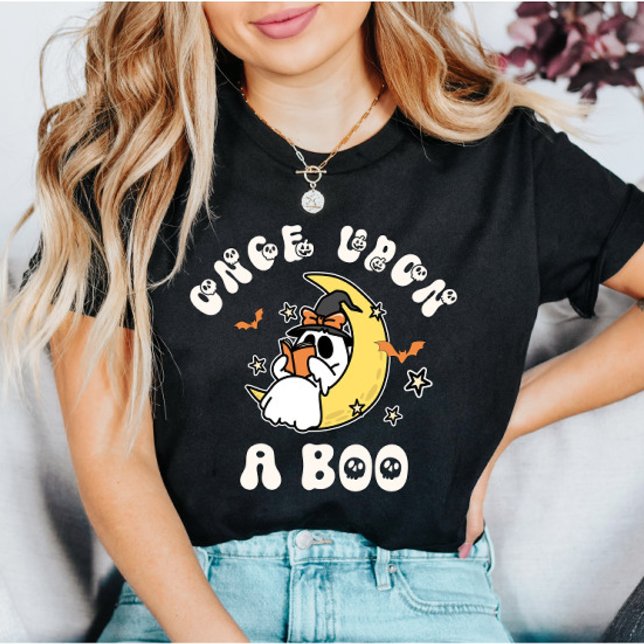 Camiseta Fantasma retro de Halloween leyendo "Había una vez (Subido por el creador)