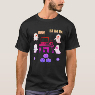 Camiseta Fantasmas Voladores Alrededor de una Computadora –