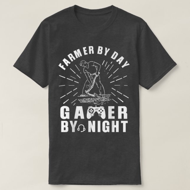 Camiseta Farmer By Day Gamer By Night  (Diseño del anverso)